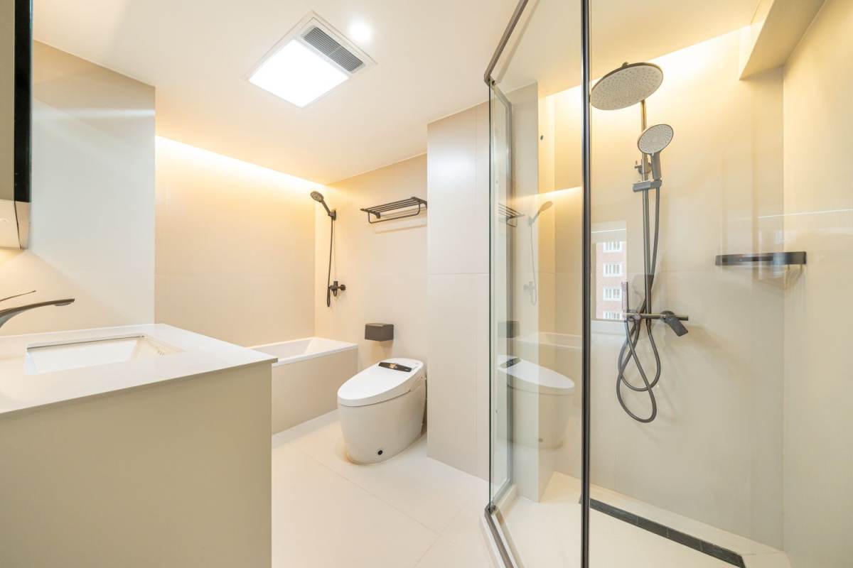 Housing image — Bathroom