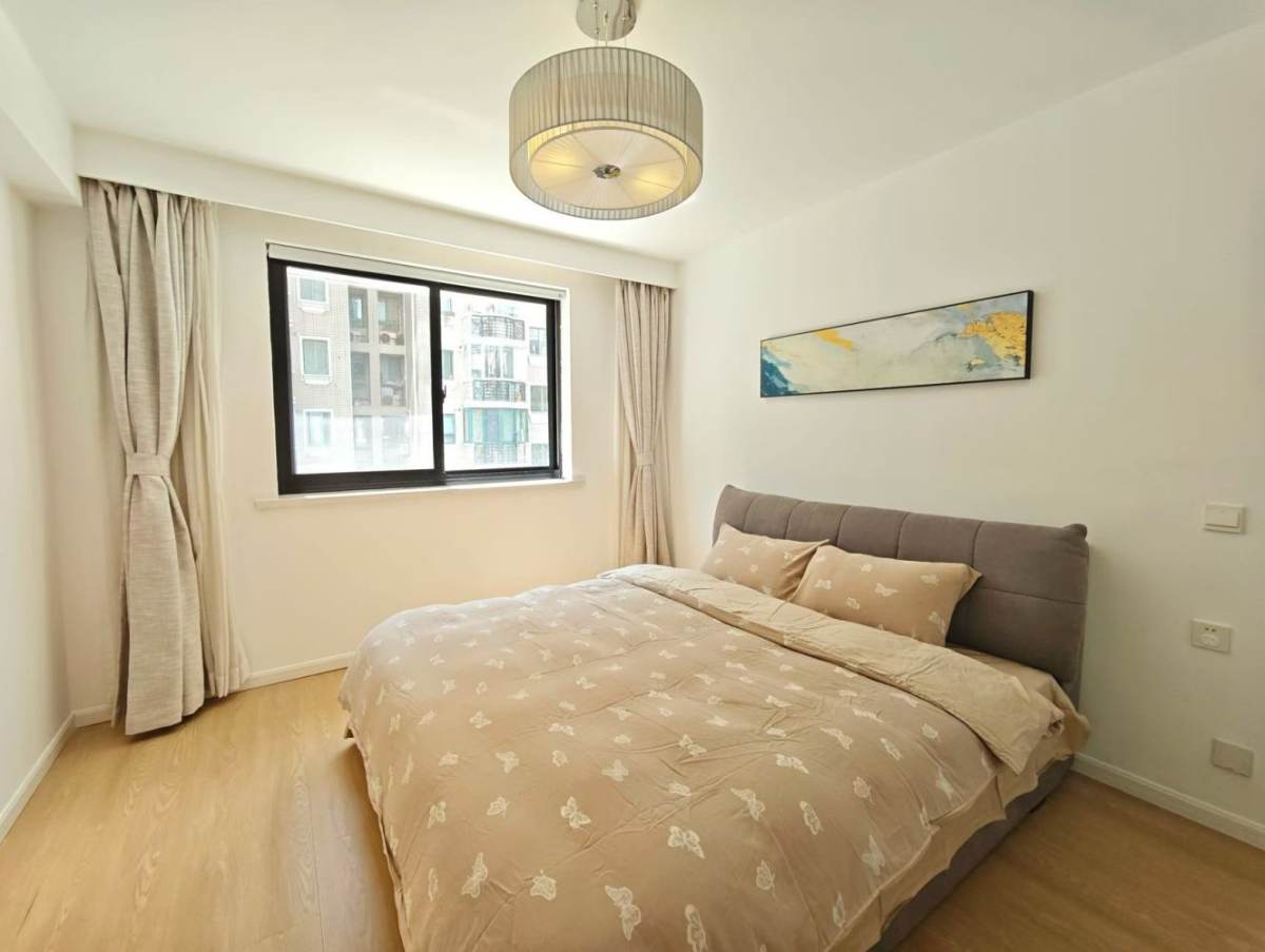 Housing image — Bedroom