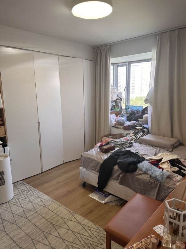 Housing image — Bedroom