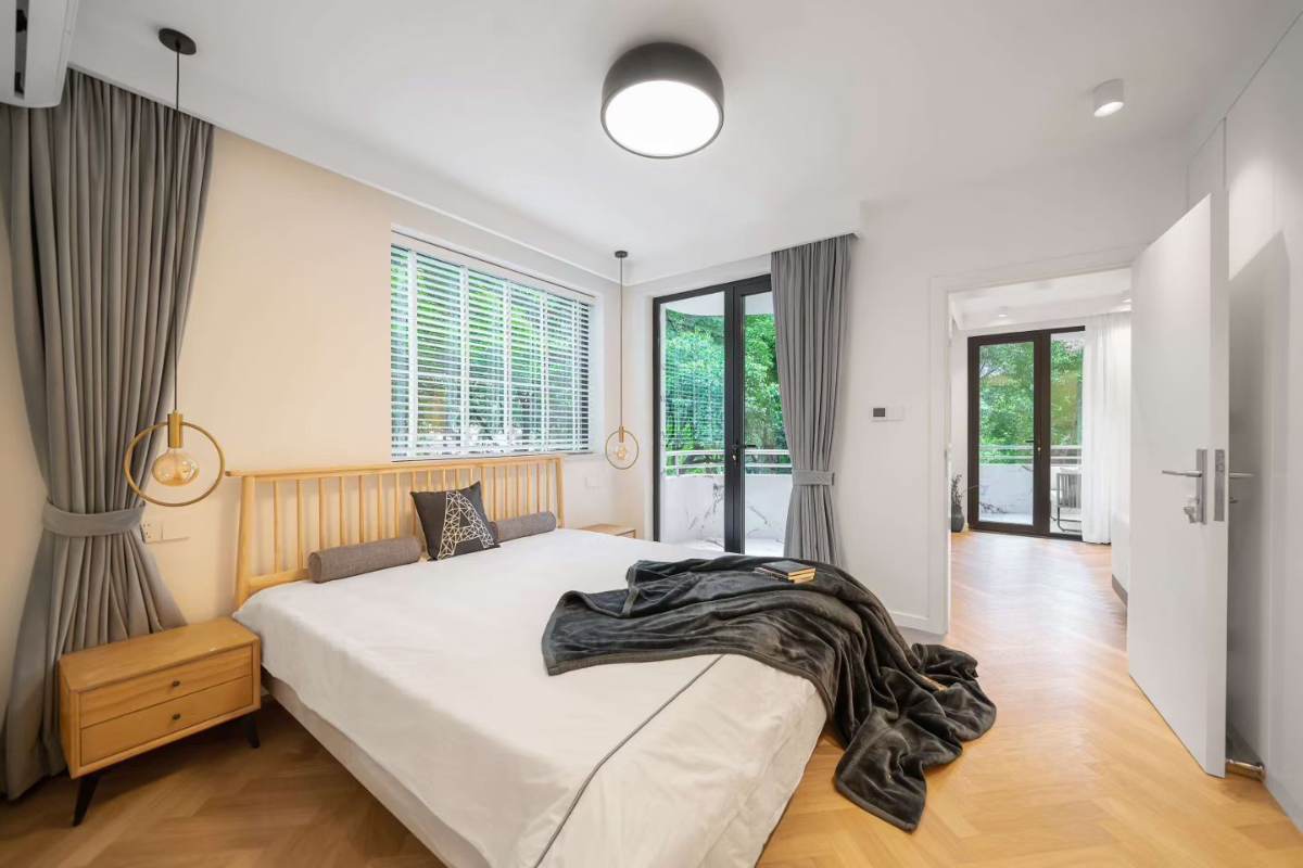 Housing image — Bedroom