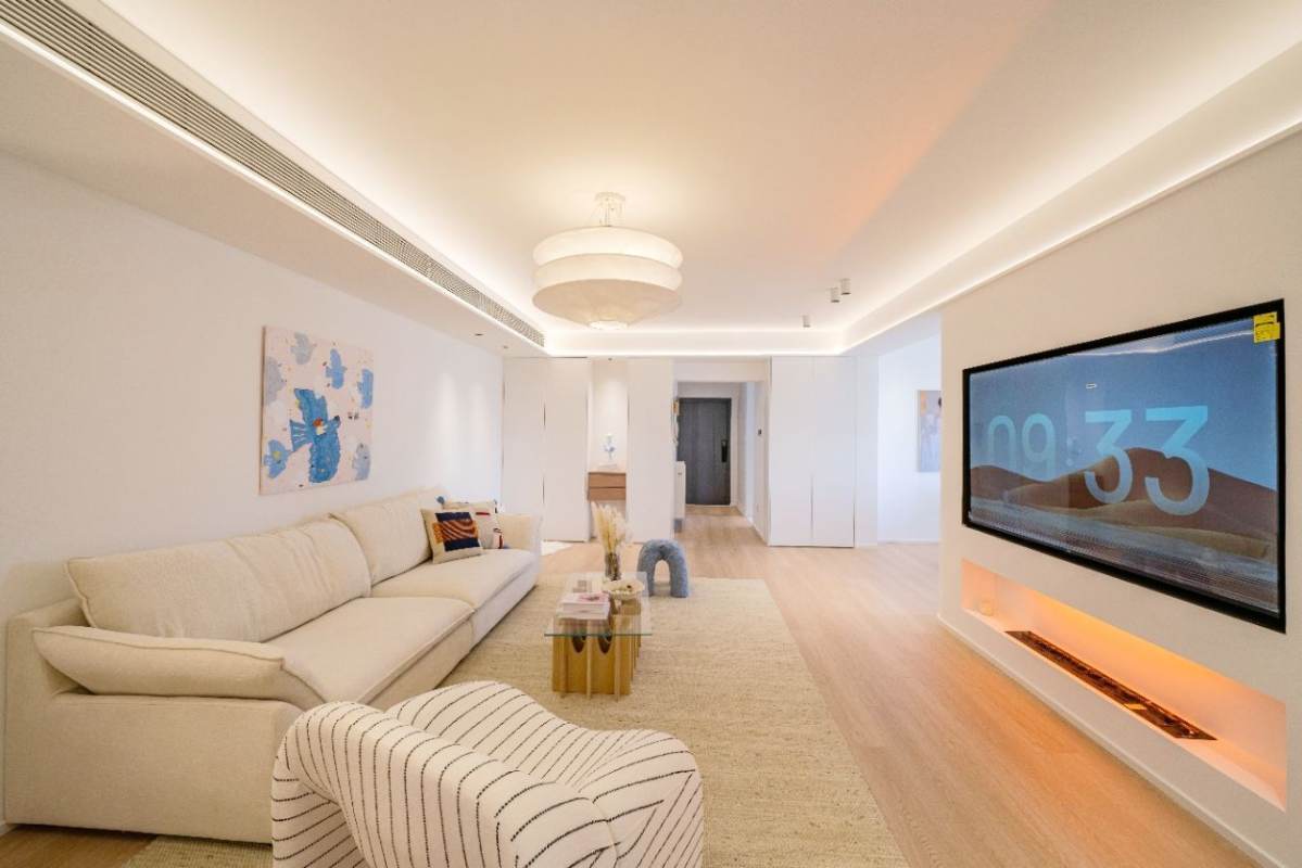 Housing image — Living Room