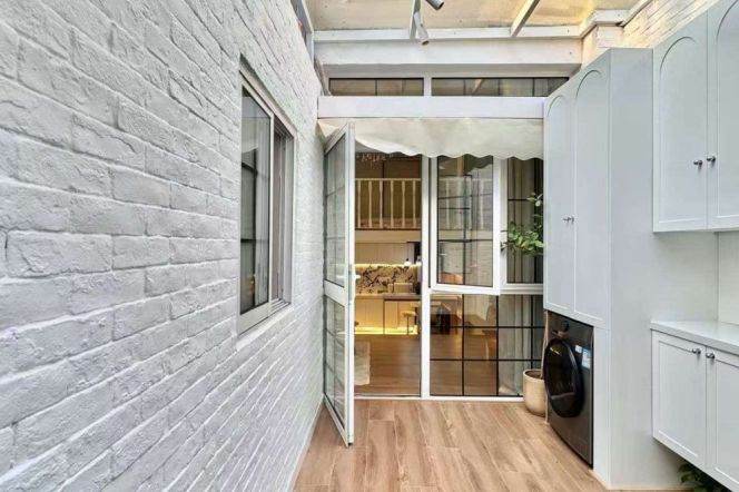 1BR Apartment in Old Xuhui with Terrace