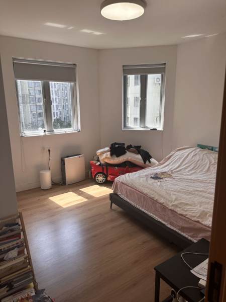 Housing image — Bedroom