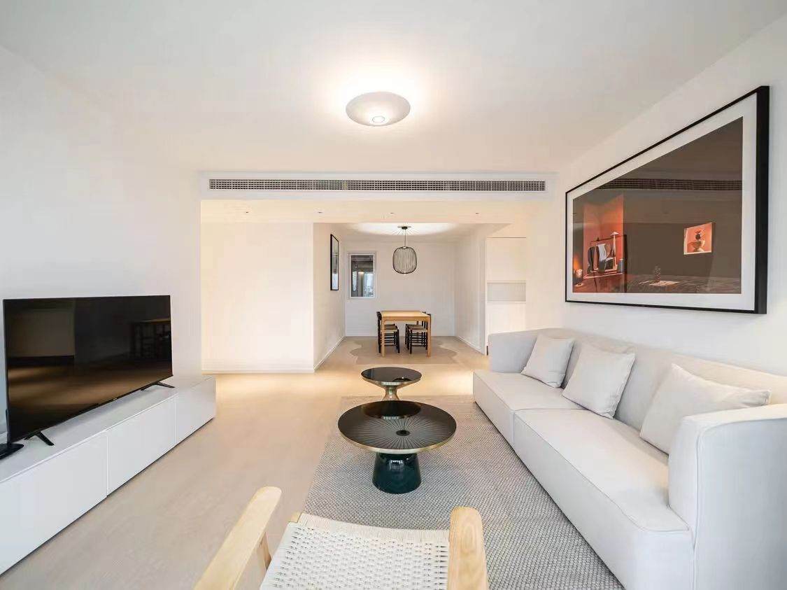 Housing image — Living Room