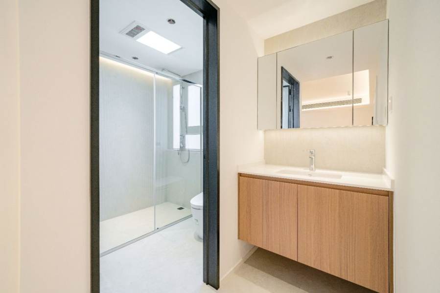 Housing image — Bathroom
