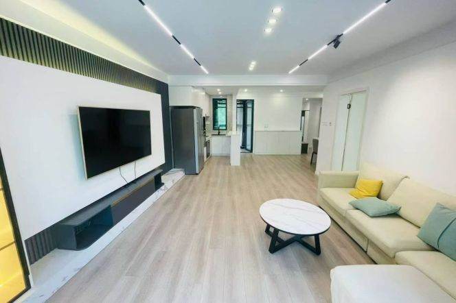 2BR Apartment near Zhongtan Rd Metro (L13)
