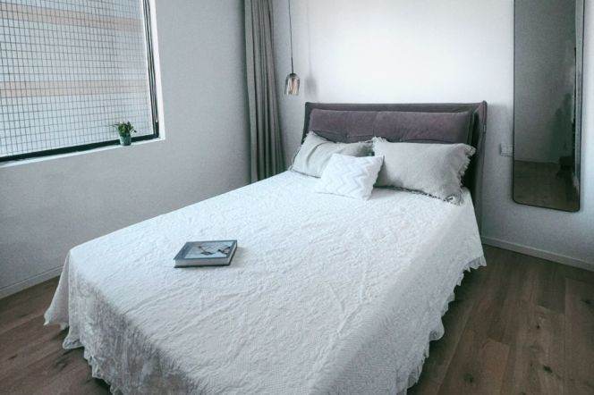 3BR Apartment near Changshou Rd Metro with Terrace (L3/L4/L7)