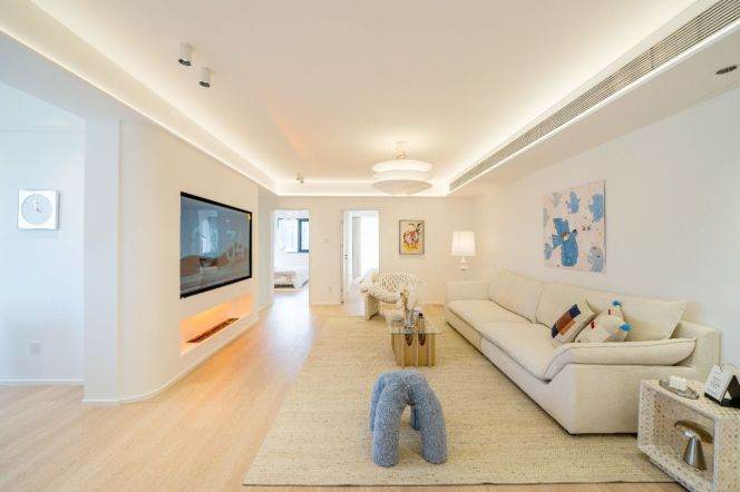 2BR Apartment near Zhongshan Park (L2/L11)