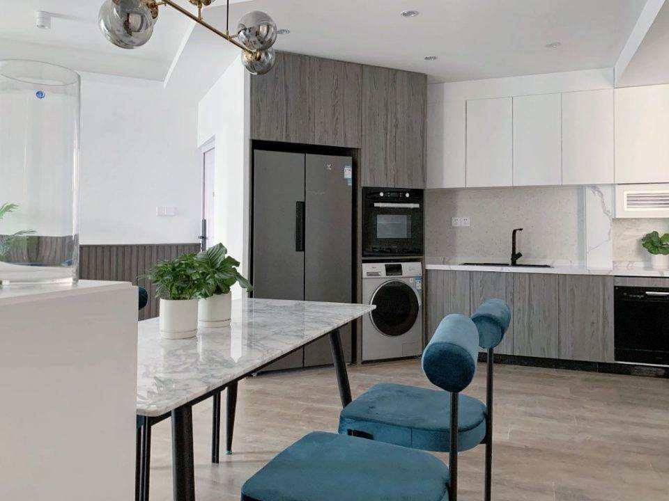 Housing image — Dining Area