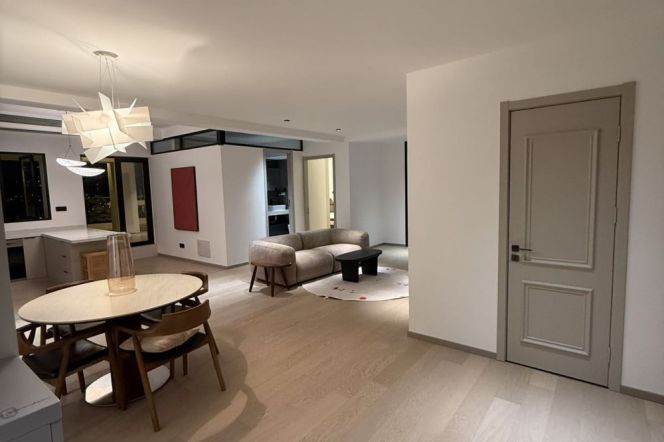 High-Floor Spacious 3BR Apartment in Old Xuhui (L9/L12)
