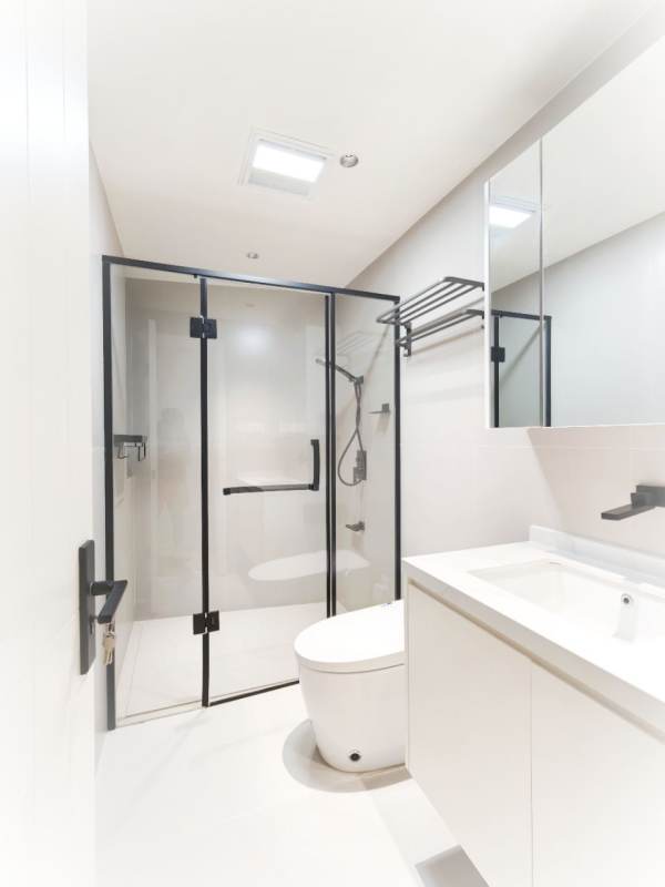 Housing image — Bathroom