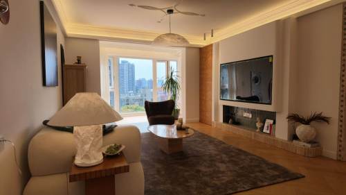 Housing image — Living Room