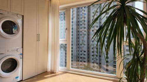 Housing image — Balcony