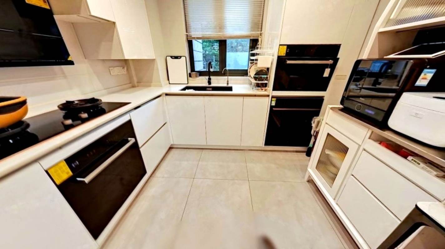 Housing image — Kitchen