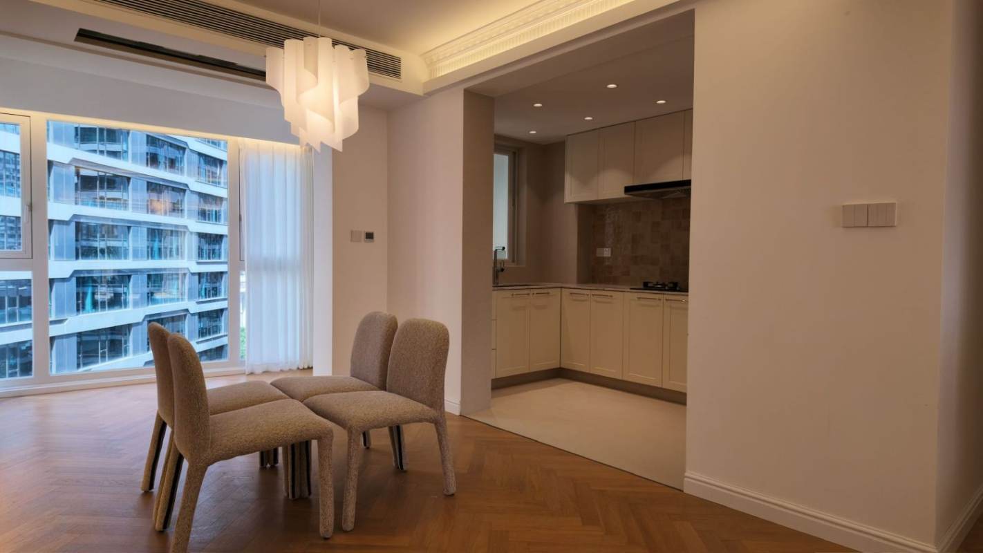 Housing image — Dining Area