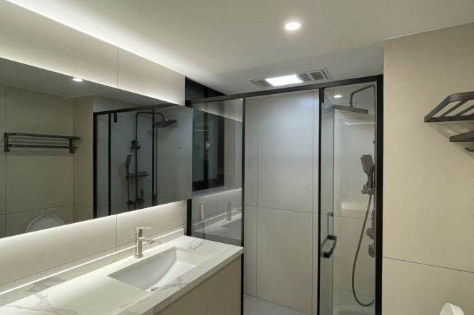 2BR Apartment in Jing'an