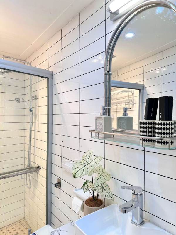 Housing image — Bathroom