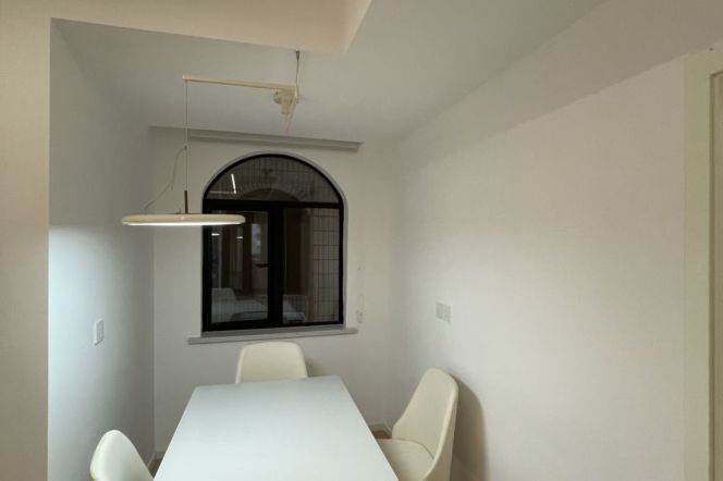 2BR Apartment in Jing'an