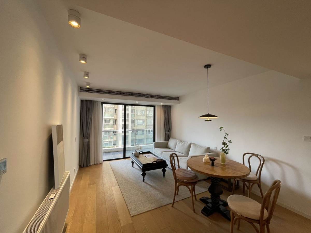 Housing image — Living Room