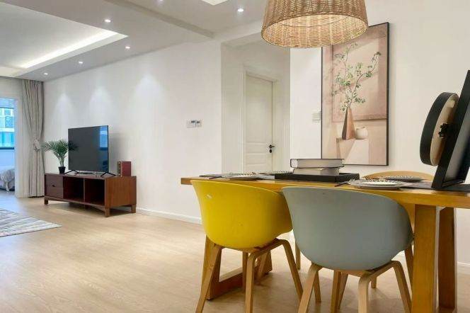 3BR Apartment in Jing'an with Terrace (L2/L12/L13)