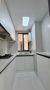 Housing image — Kitchen