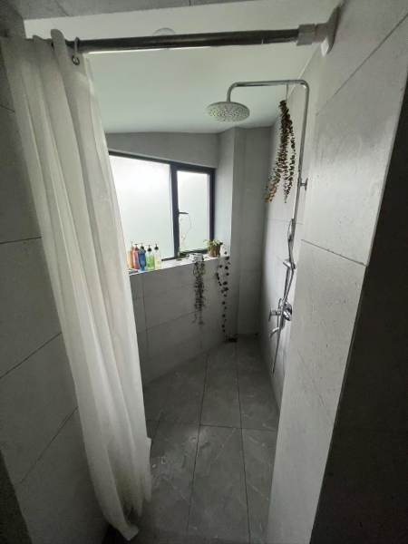 Housing image — Bathroom