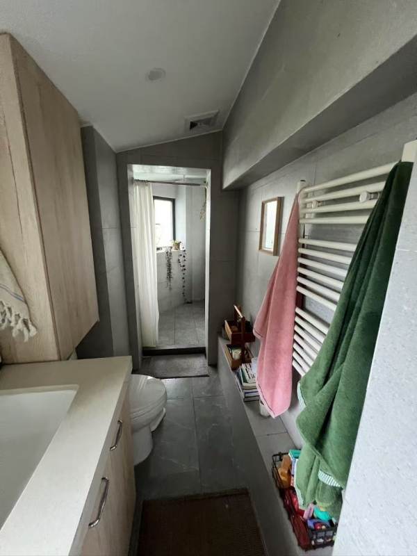 Housing image — Bathroom
