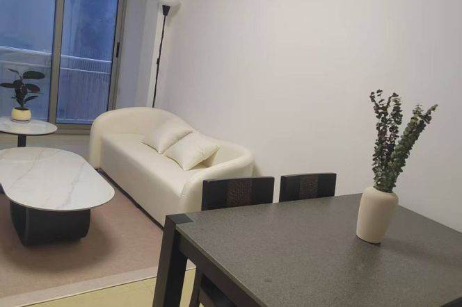 1BR Apartment near La Strada (Anfu Lu) with Outstanding View (L1/L7)