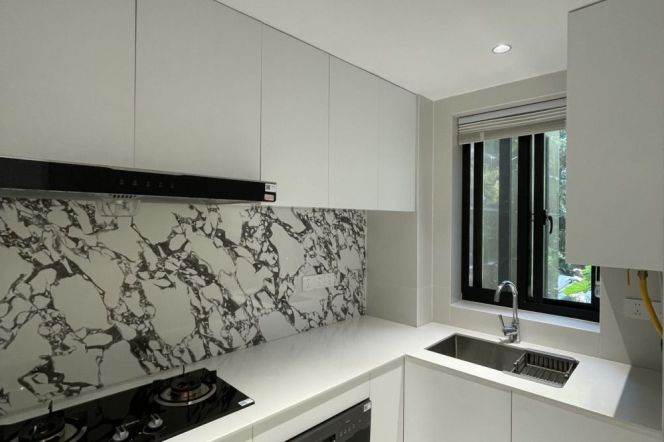 4BR Apartment in Jing'an with Floor-to-Ceiling Windows (L13/L14)