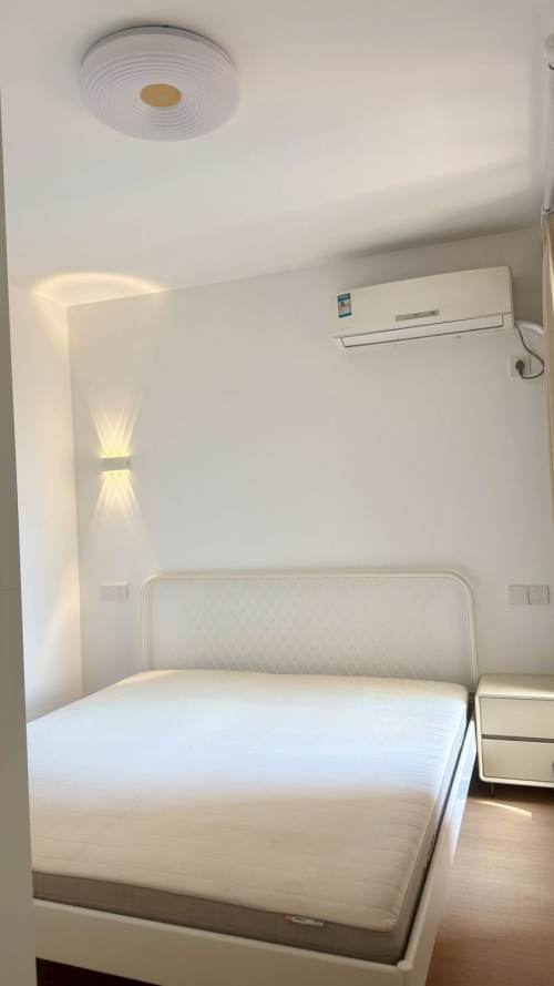 Housing image — Bedroom
