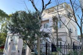 4BR Villa near Kangqiao  Metro with Terrace