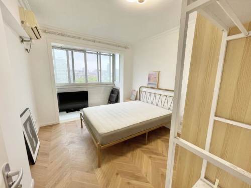 Housing image — Bedroom