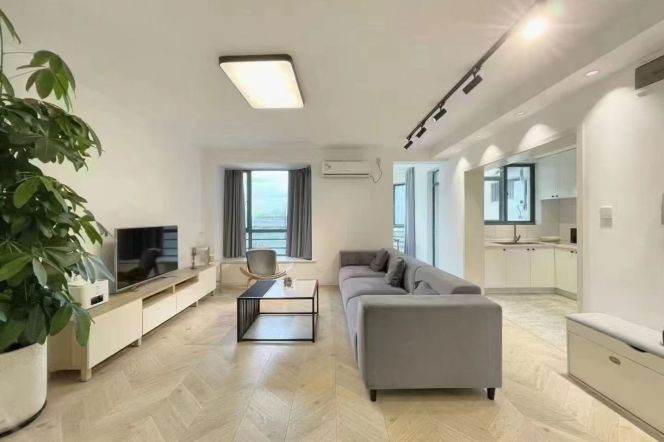3BR Apartment near Zhongshan Park with River View (L2/L3/L4)