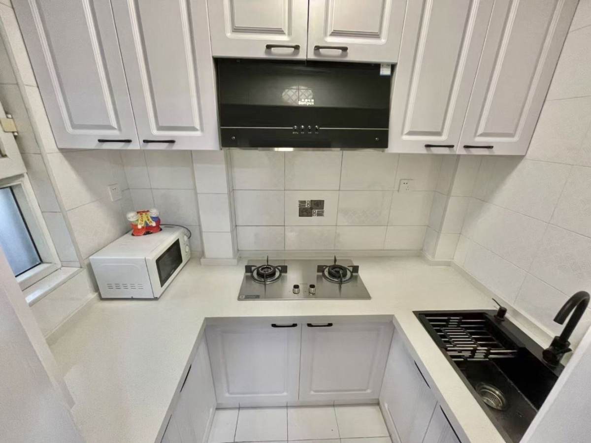 Housing image — Kitchen