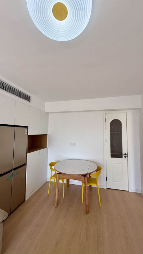 Housing image — Dining Area