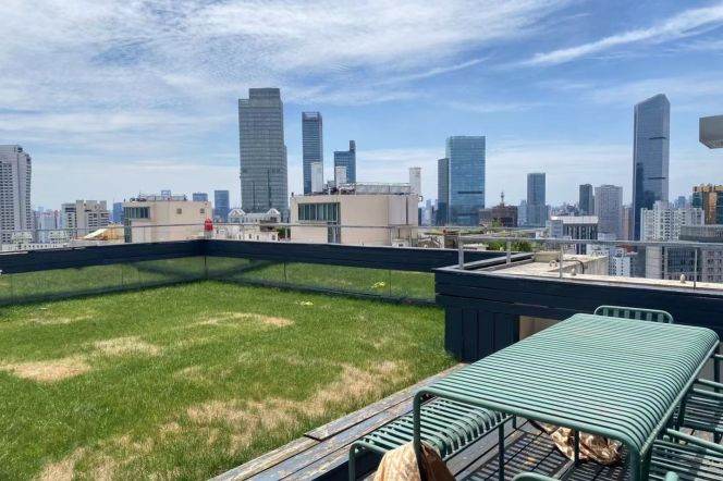 High-Floor Spacious 4BR Apartment at One Park Avenue with Outstanding View