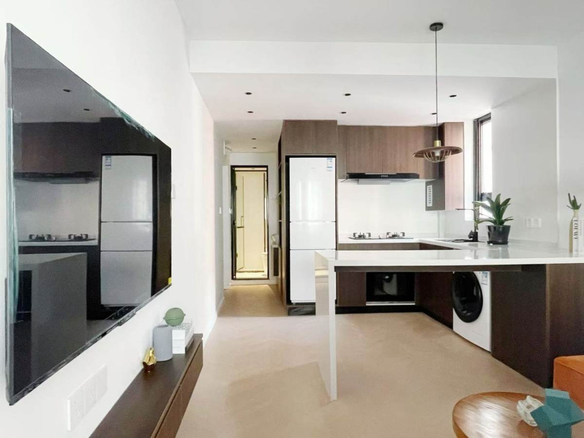 Housing image — Living Room