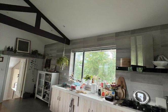 2BR Lane House near South Huangpi Road Metro with Green View (L1/L13/L14)