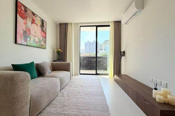 1BR Lane House in Old Xuhui (L9/L12)