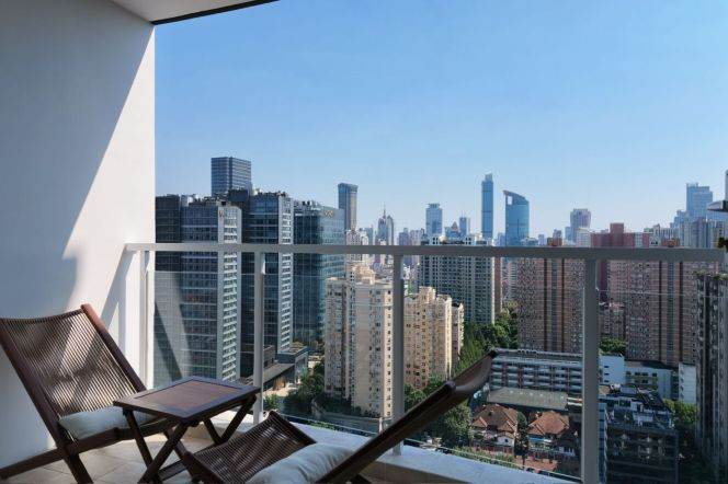 High-Floor 3BR Apartment in Jing'an with Outstanding View (L7/L13)