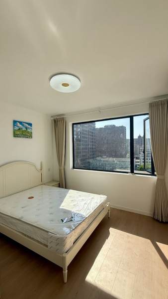 Housing image — Bedroom