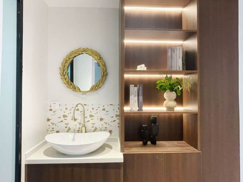 Housing image — Bathroom