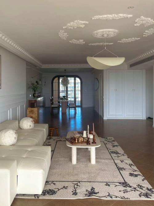 Housing image — Living Room