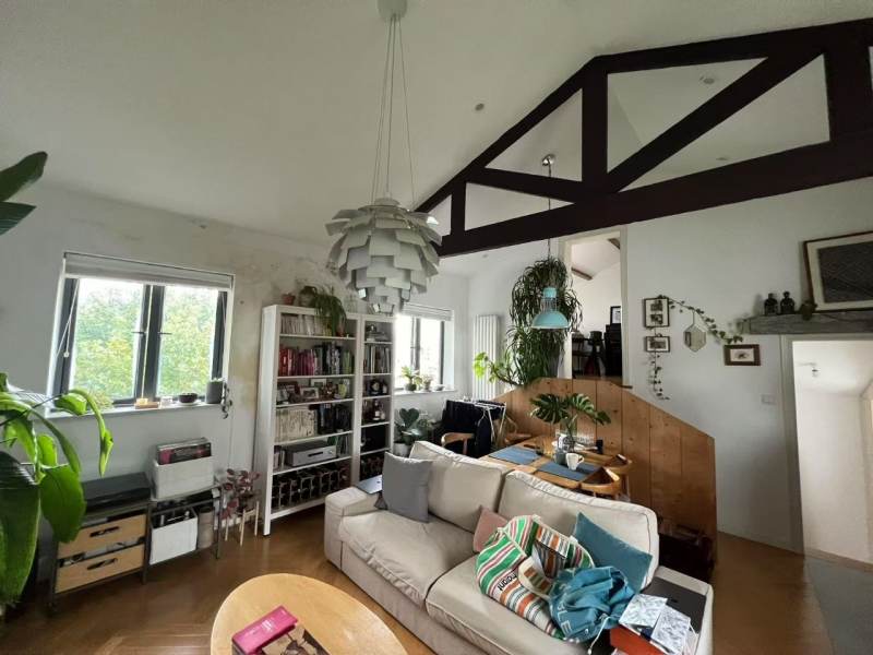 Housing image — Living Room