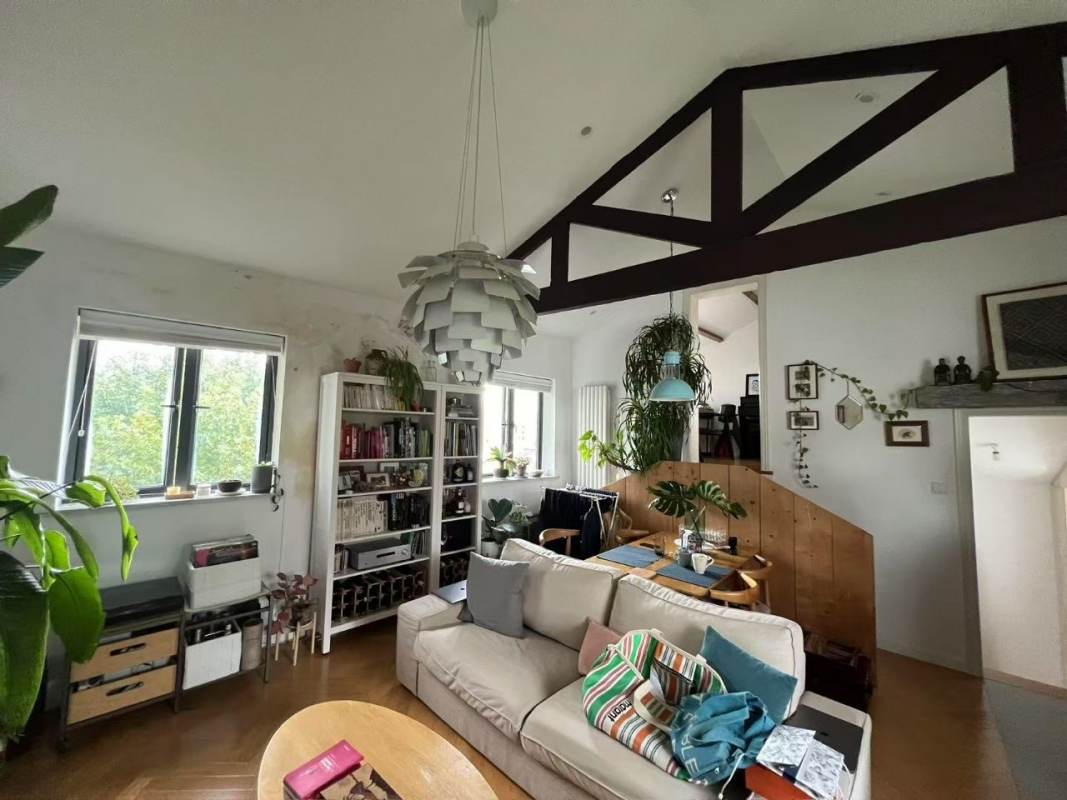 Housing image — Living Room
