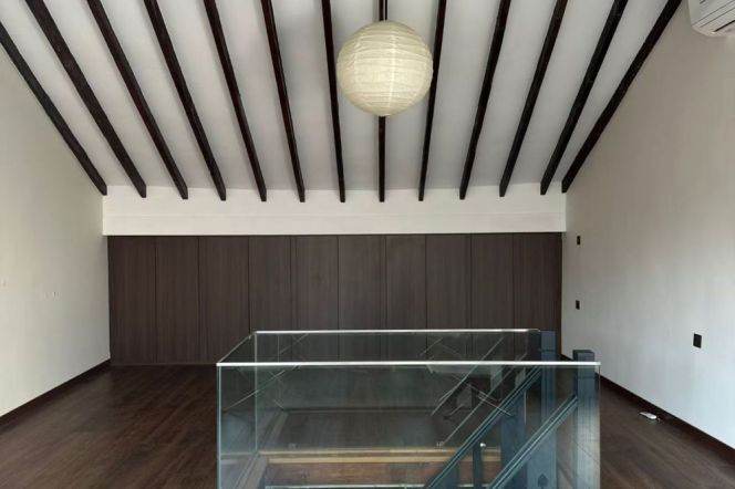 Spacious Historic High-Ceiling 3BR Apartment in Old Xuhui with Terrace (L1/L10/L12)