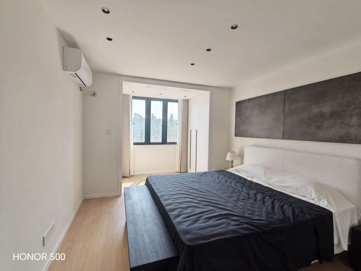 Housing image — Bedroom