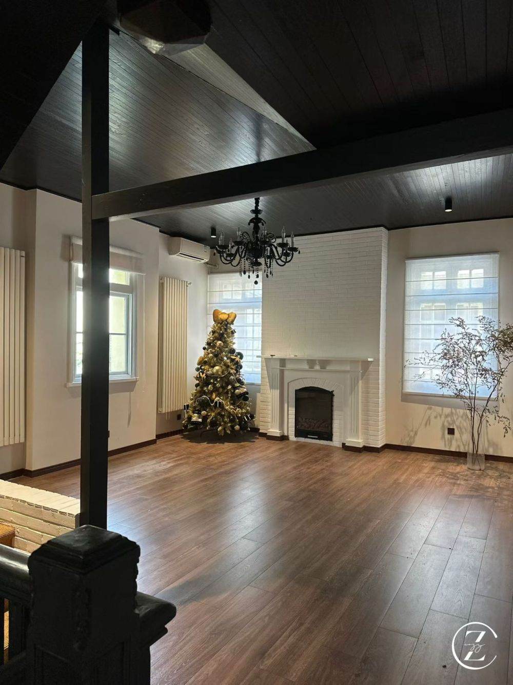 Housing image — Living Room