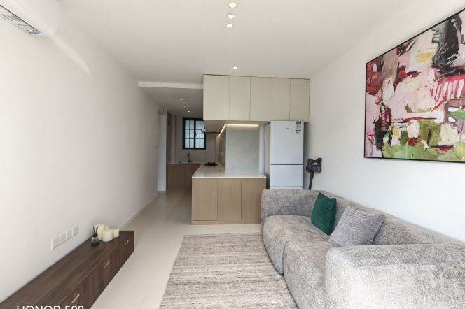 1BR Apartment in Old Xuhui with Green View (L9/L12)