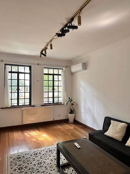 Housing image — Living Room